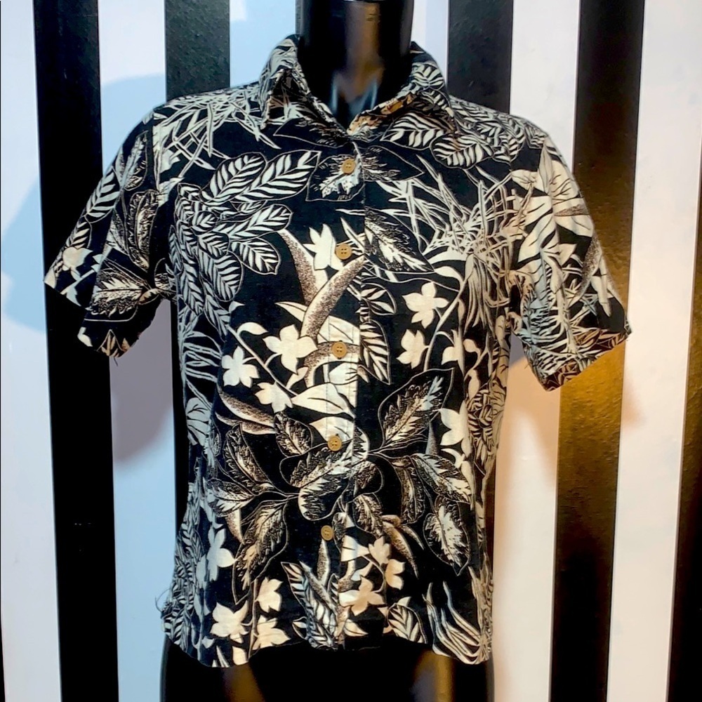 Vintage Tropical Button Up Woman's Shirt Size Small / Medium Petite 2/4 - 6/8